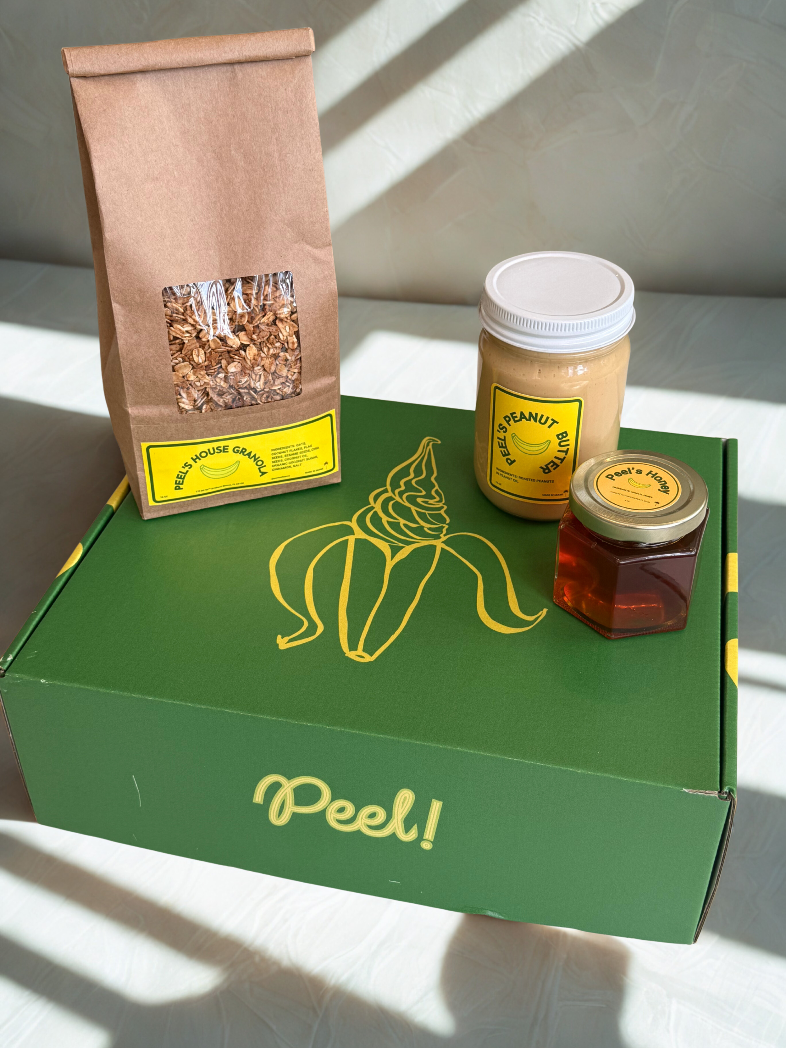 SMALL GIFT BOX.png