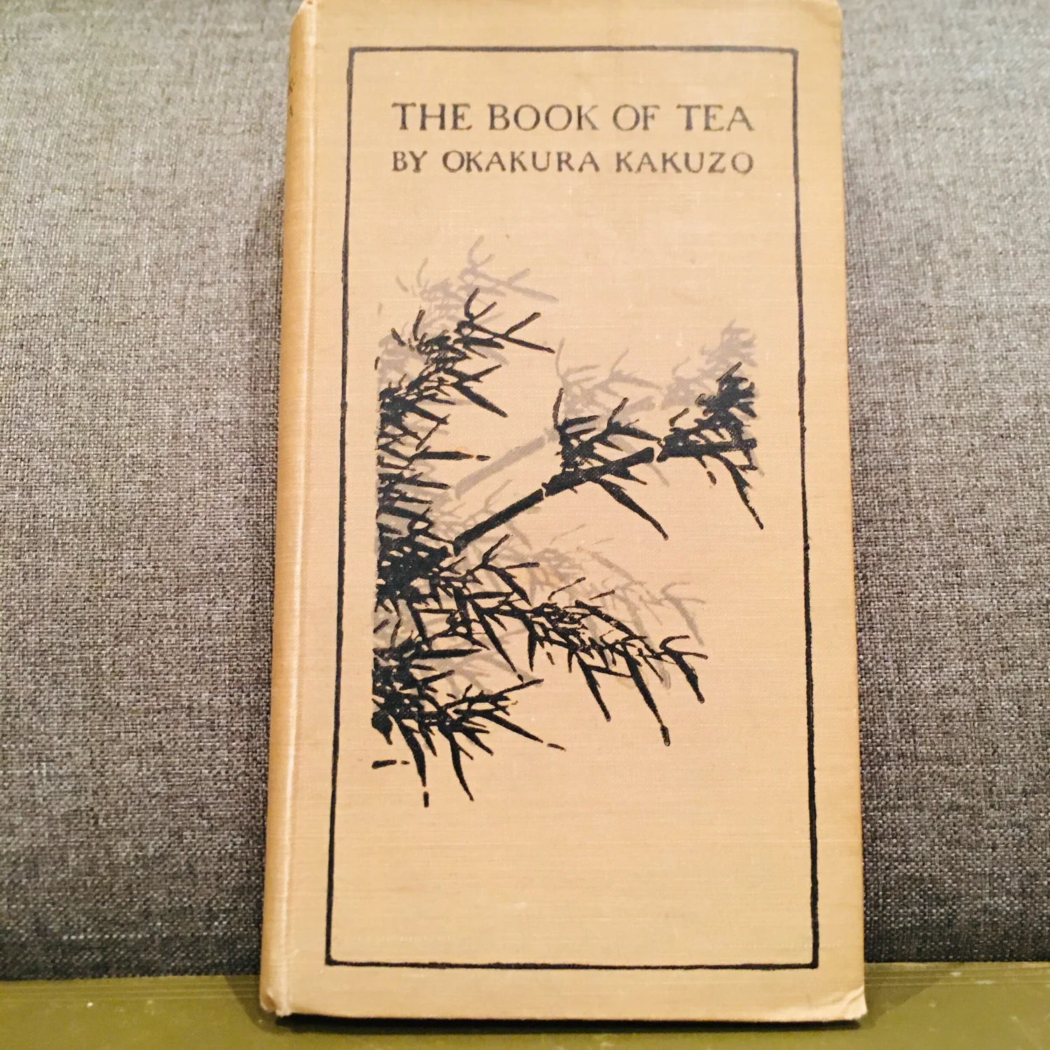 THE BOOK OF TEA　＆　L'Art du Thé THE BOOK OF TEA ＆ L'Art du Thé The Book of Tea by Kakuzō
