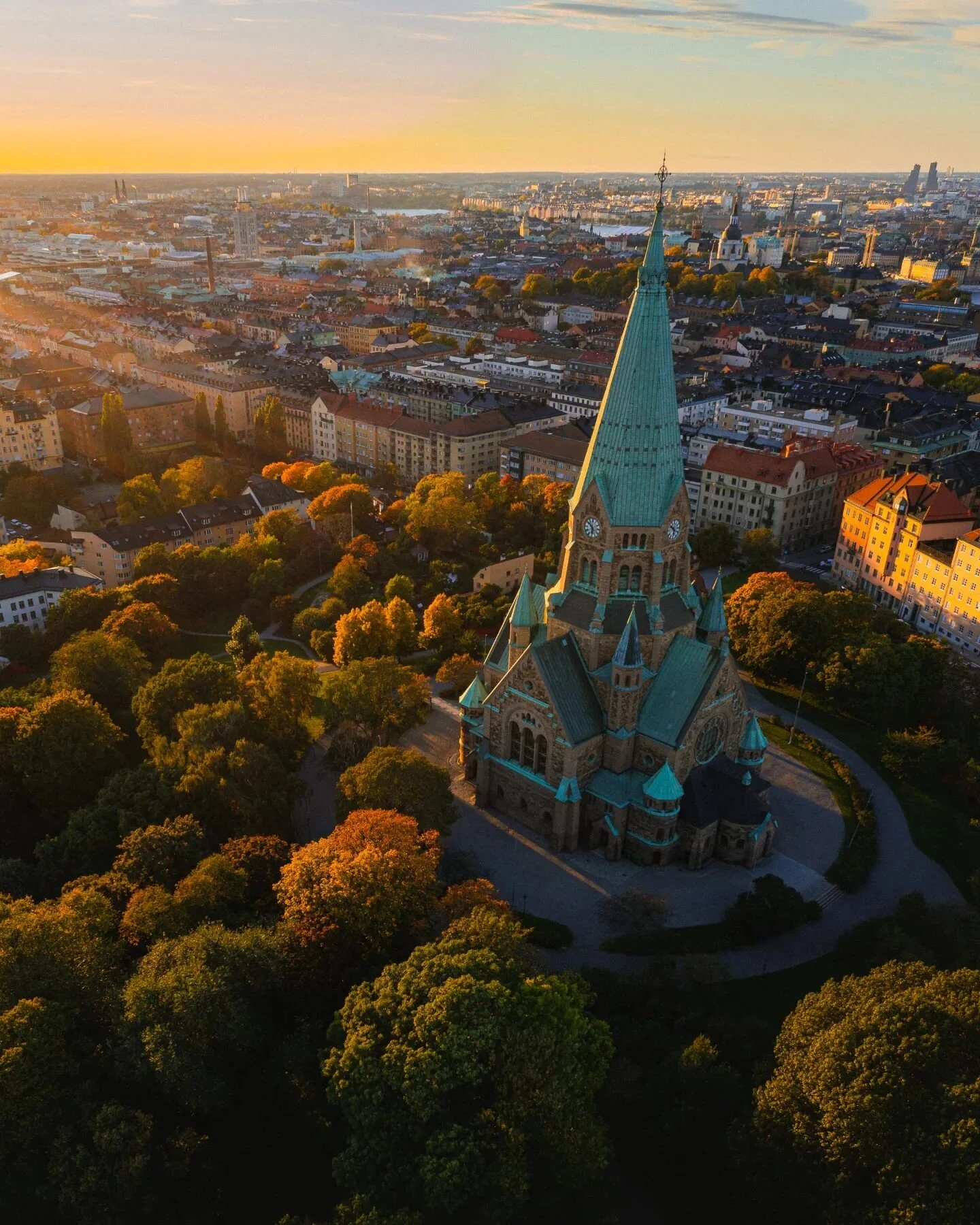 Home, sweet home 🍃

#spdji22 @scandinavianphoto #stockholm&nbsp;#s&ouml;dermalm&nbsp;#sverige&nbsp;#sweden&nbsp;#visitsweden&nbsp;#visitstockholm&nbsp;#sofiakyrka&nbsp;#beautifuldestinations&nbsp;#wandereurope&nbsp;#worldviewmag&nbsp;#citykillerz&nb