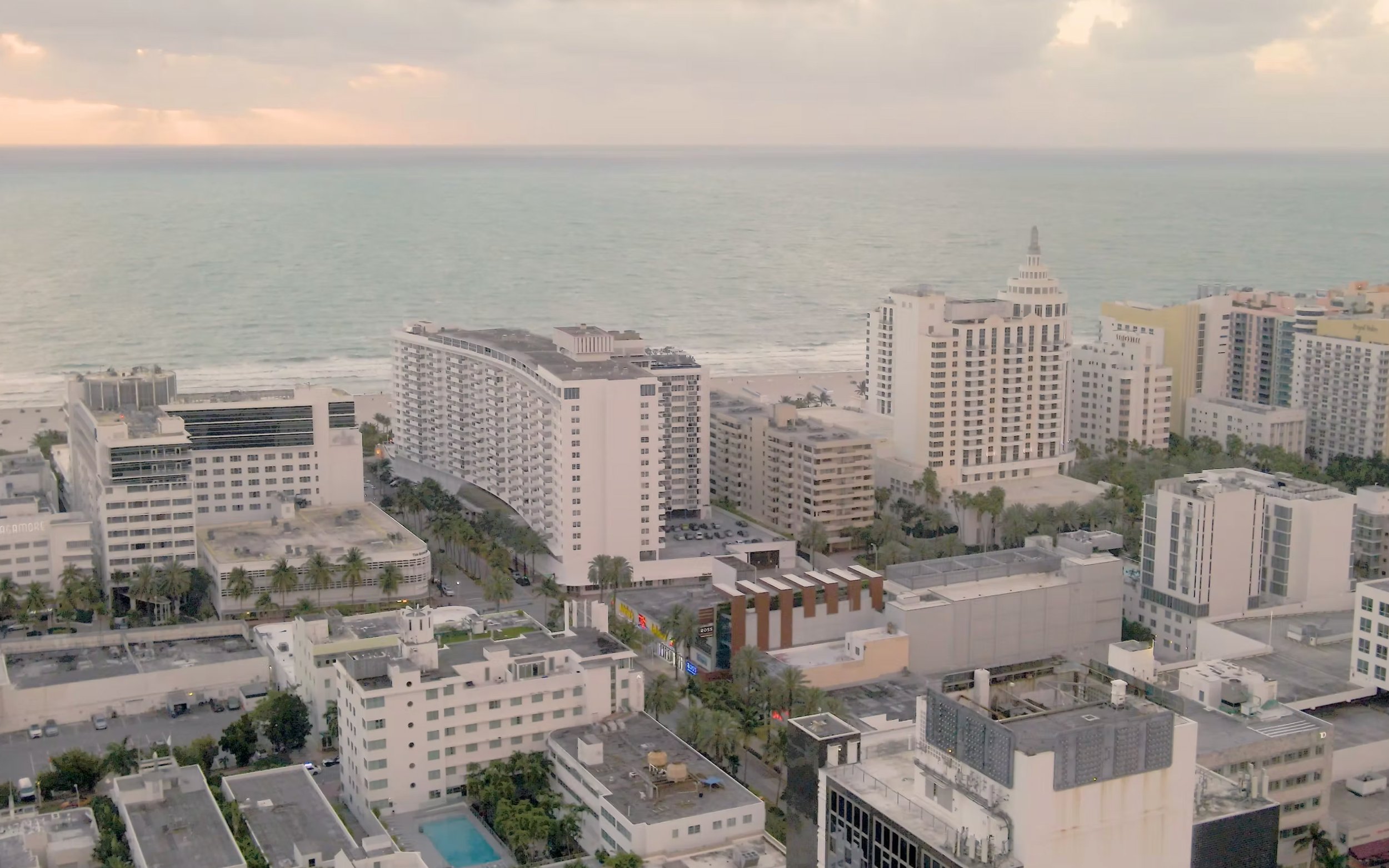 100 Lincoln Road, Miami