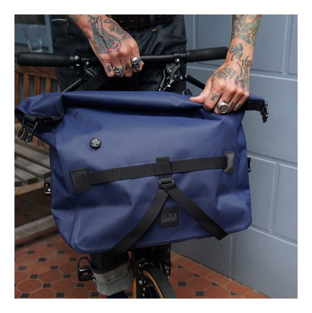 Roll-UP Bag NAVY -Yazzii