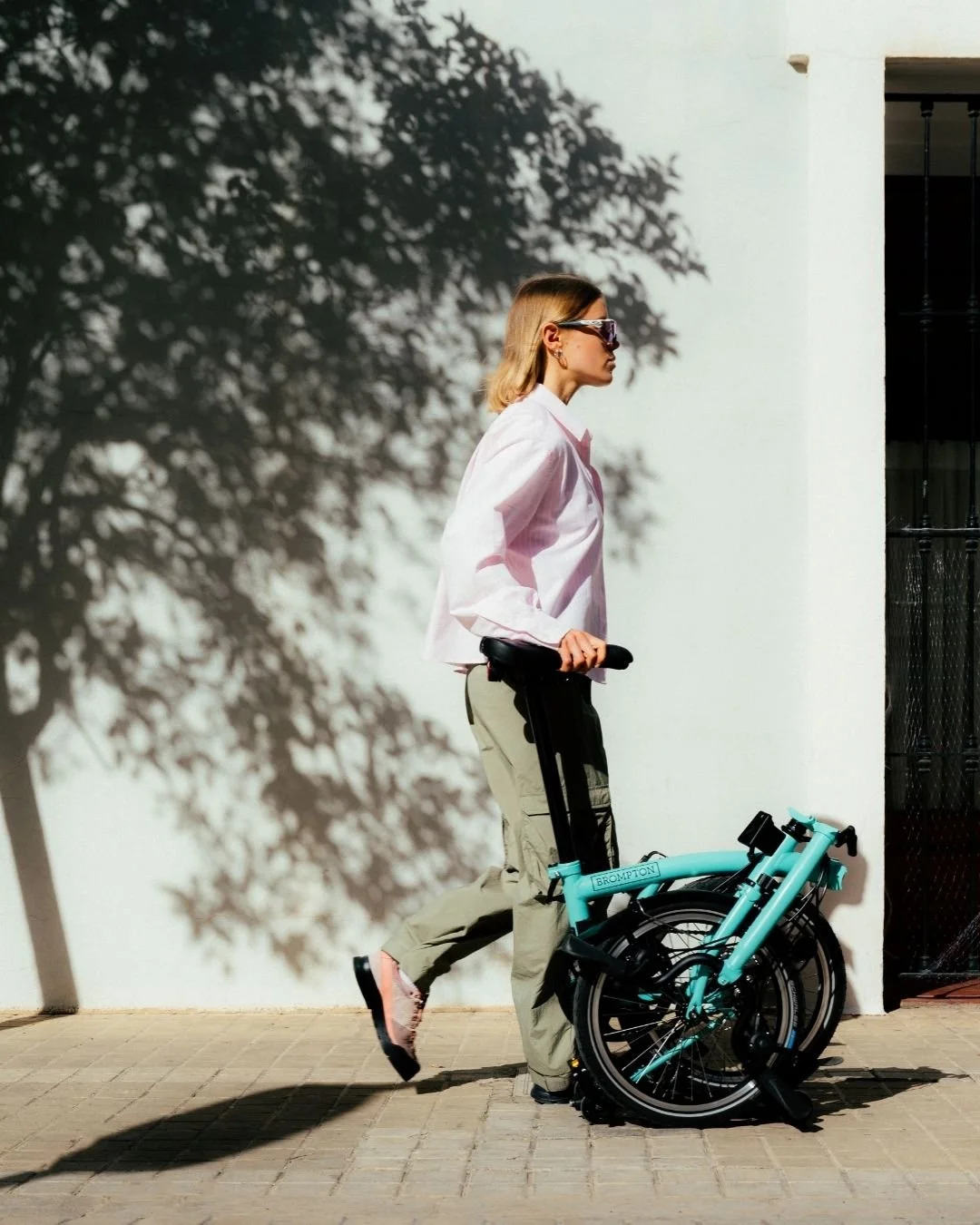 Unfold your summer, with a Brompton 

#RidewithBrompton