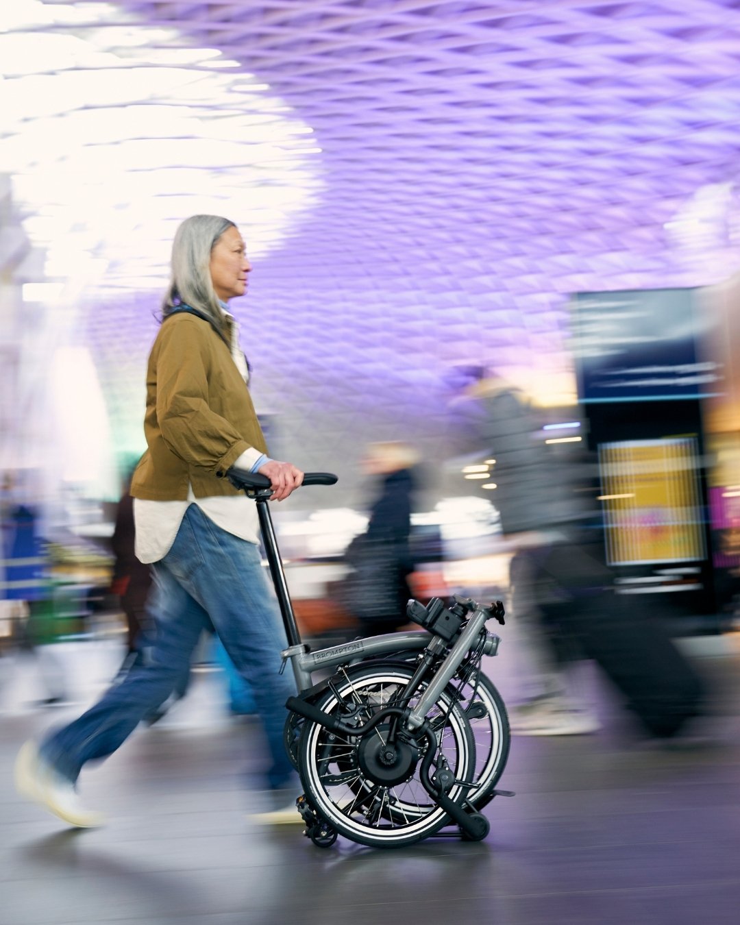 Rolls like a dream, on and off the bike. 

#Unfoldyourcity