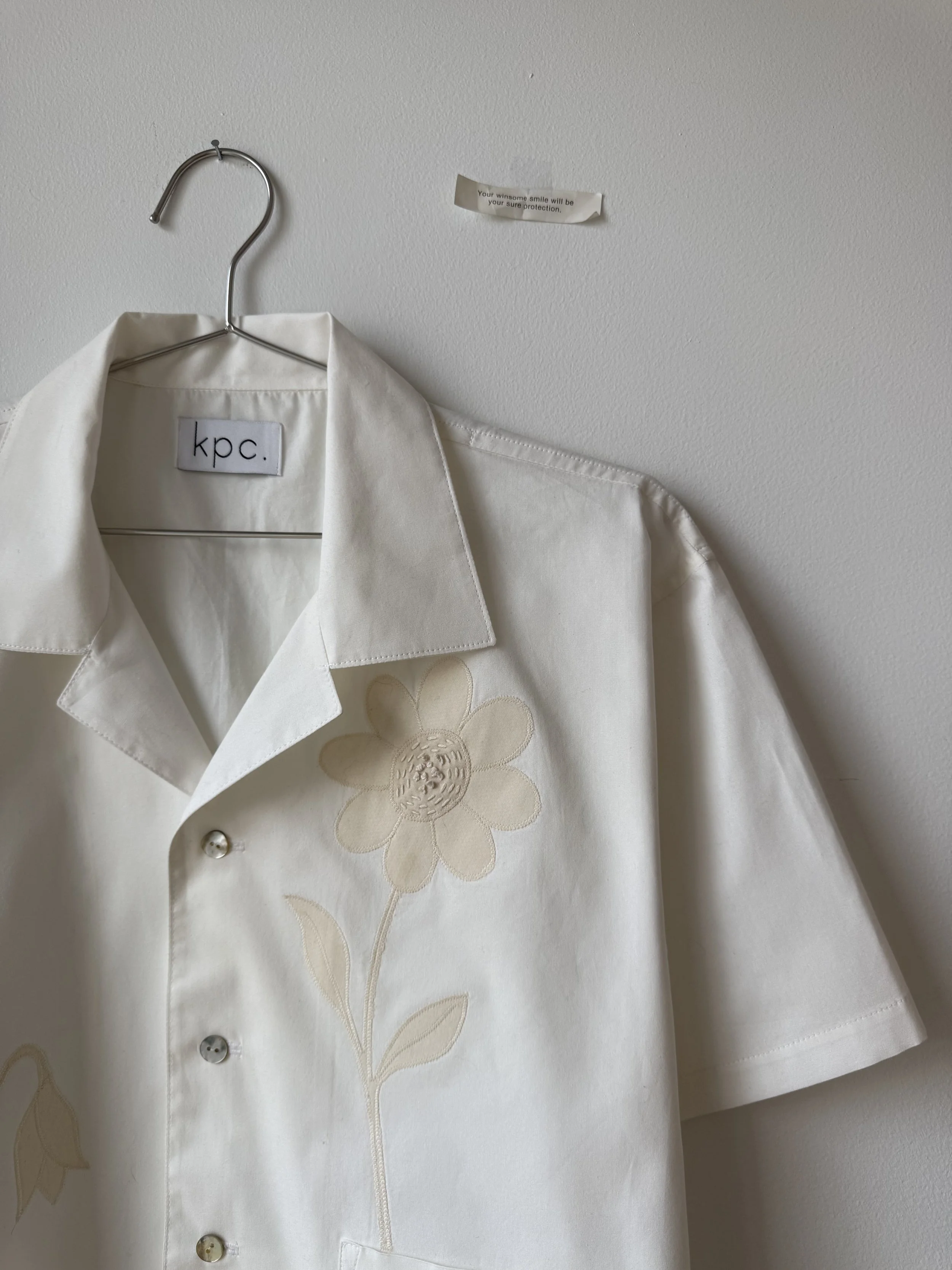 natural cotton flower shirt.