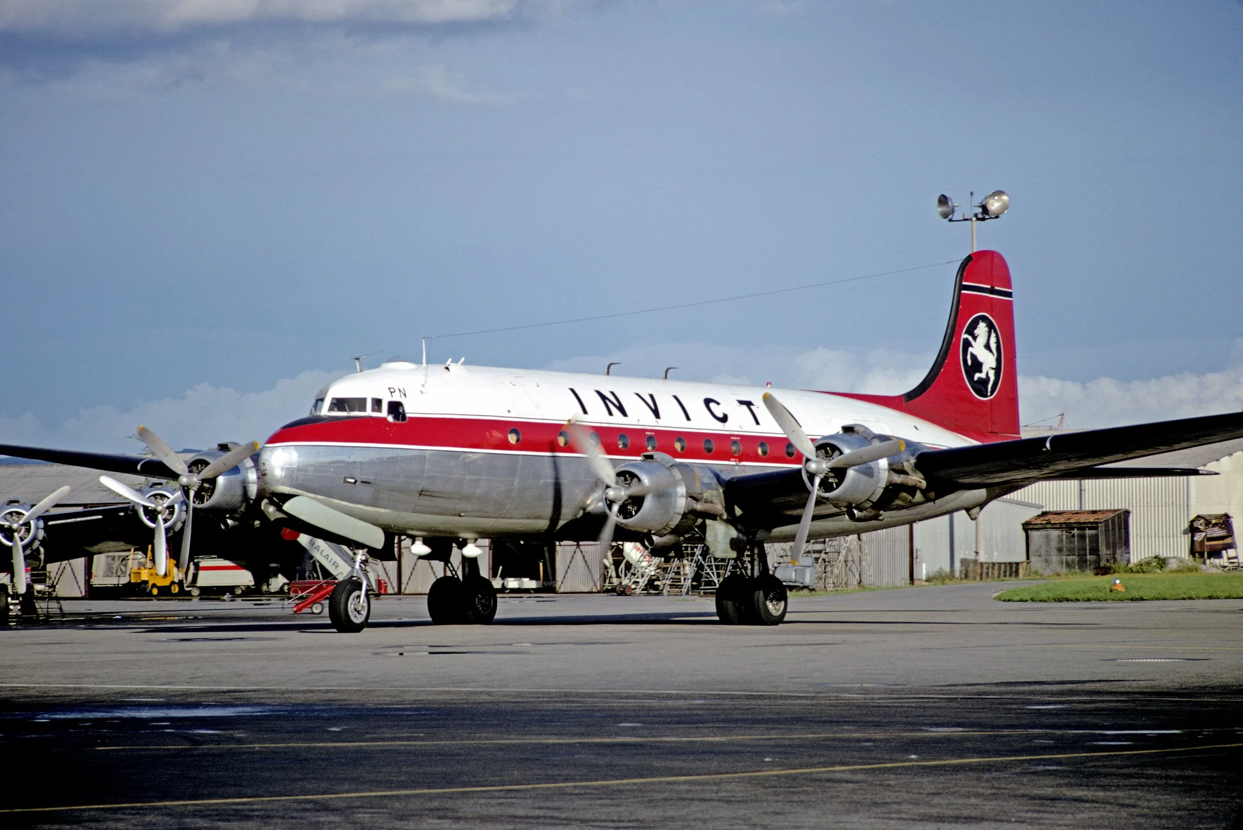 Airport Basel- Mulhouse. Im Auftrag von  bsl-mlh-planes.net, Fotos digitalisiert und nachbearbeitet.