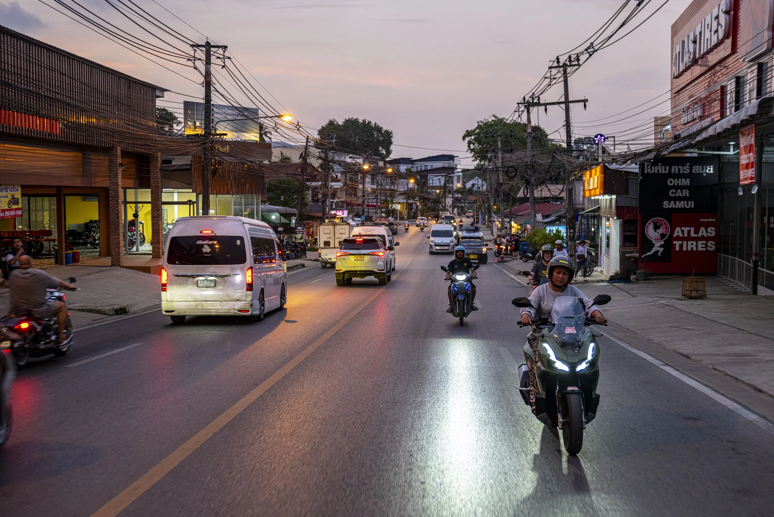 Strassenverkehr Ko Samui, 2026-02