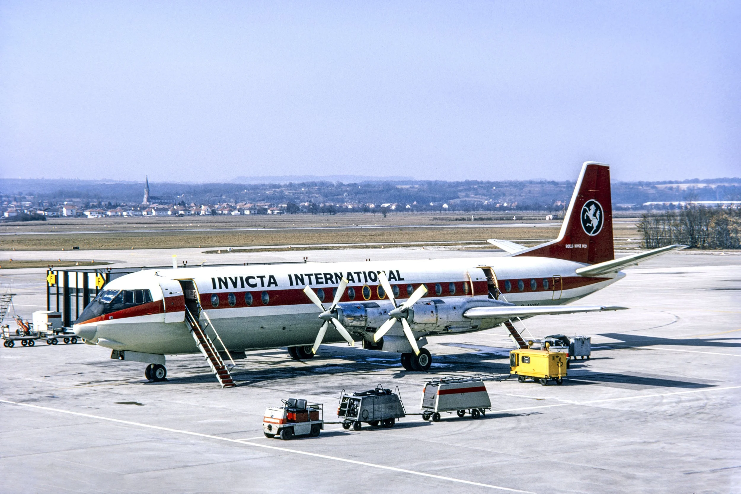 Invicta International Vanquard G-AXOY, 1973-03