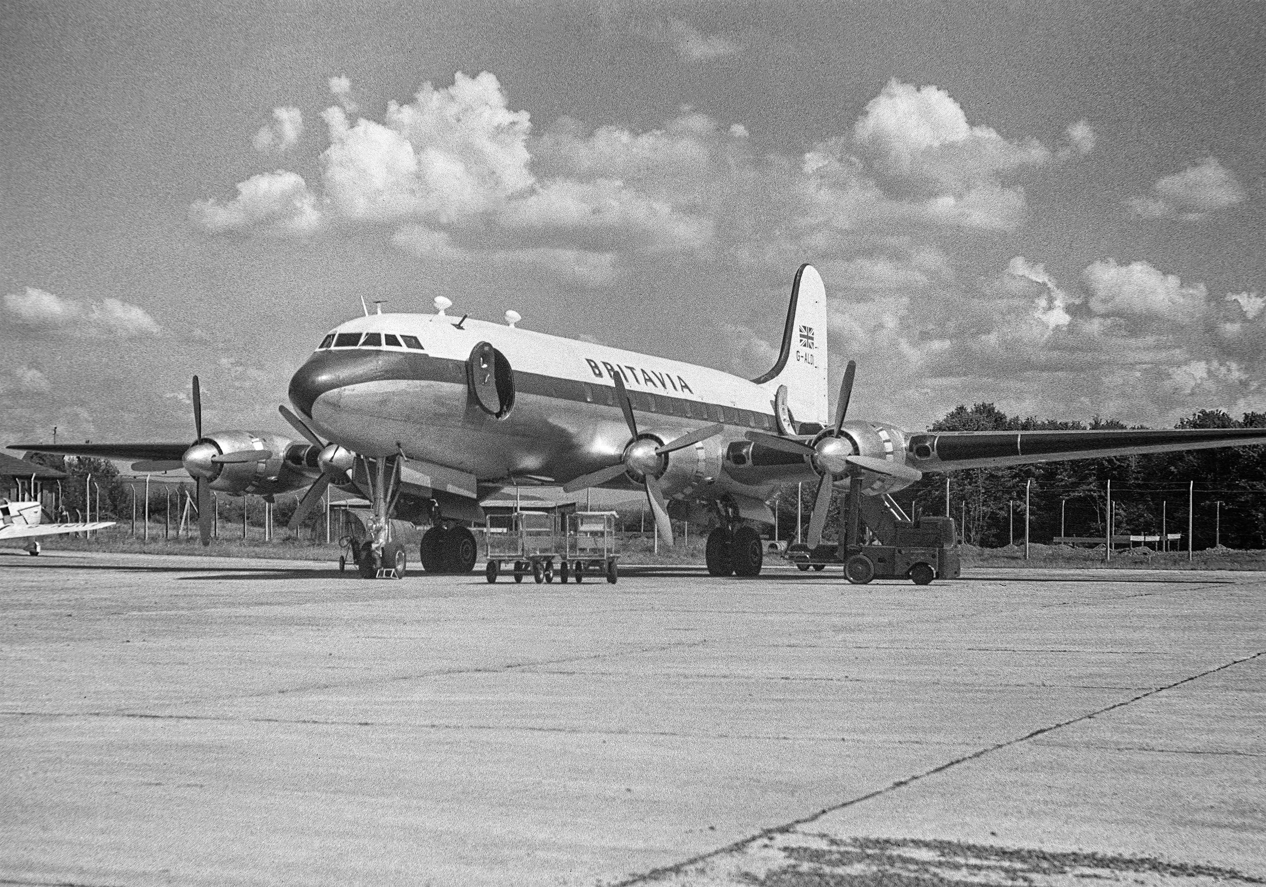 Britavia Hermes G-ALDI 1956, Foto P. Kalt