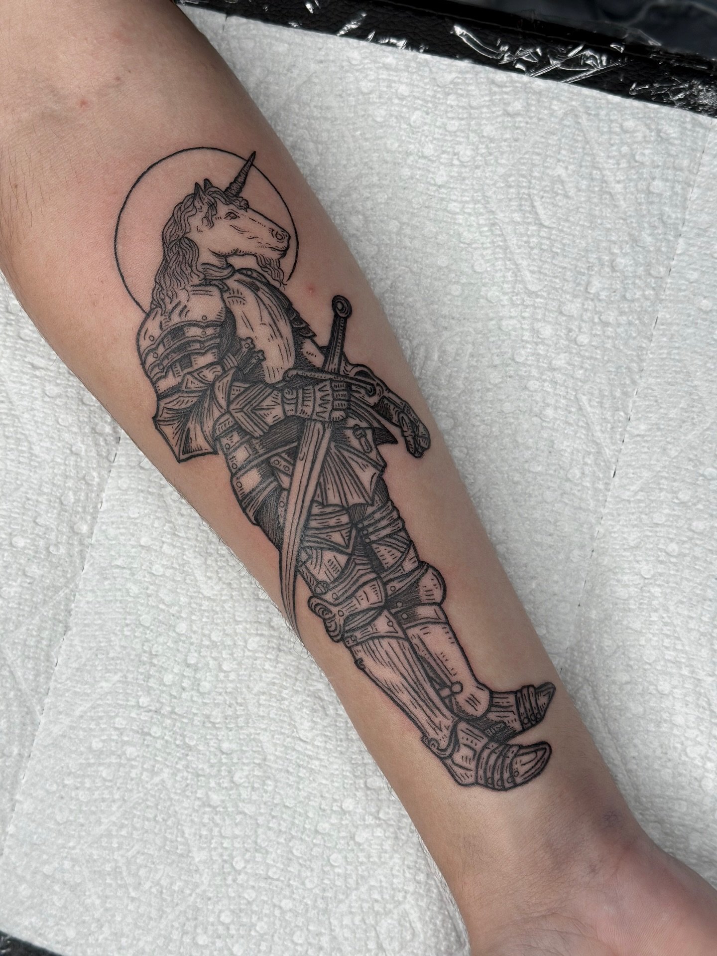 I absolutely loved being apart of this project for Vincent 
Thank you so much for trusting me to tattoo this for you! Can&rsquo;t wait to do the other side 

Design by the talented @well_dipper (I only slightly modified the original design to be able