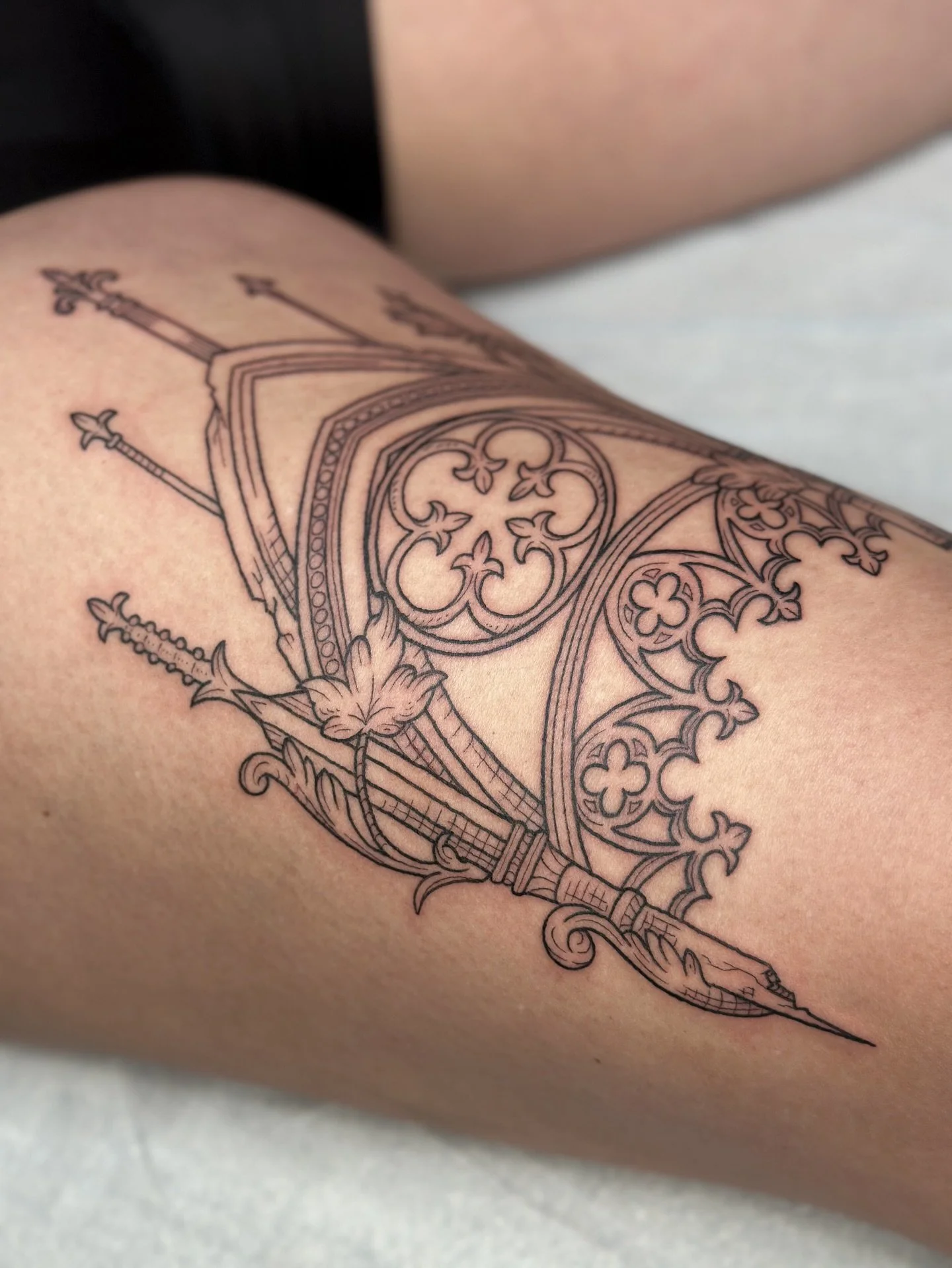 The start to a full leg panel project for Brooke 🕊️ it was such a pleasure and I&rsquo;m excited for more! 

Done at @wildroseeugene 

My books are open for April and May
Booking link in bio or DM me with questions 

#gothictattoo #etchingtattoo #en