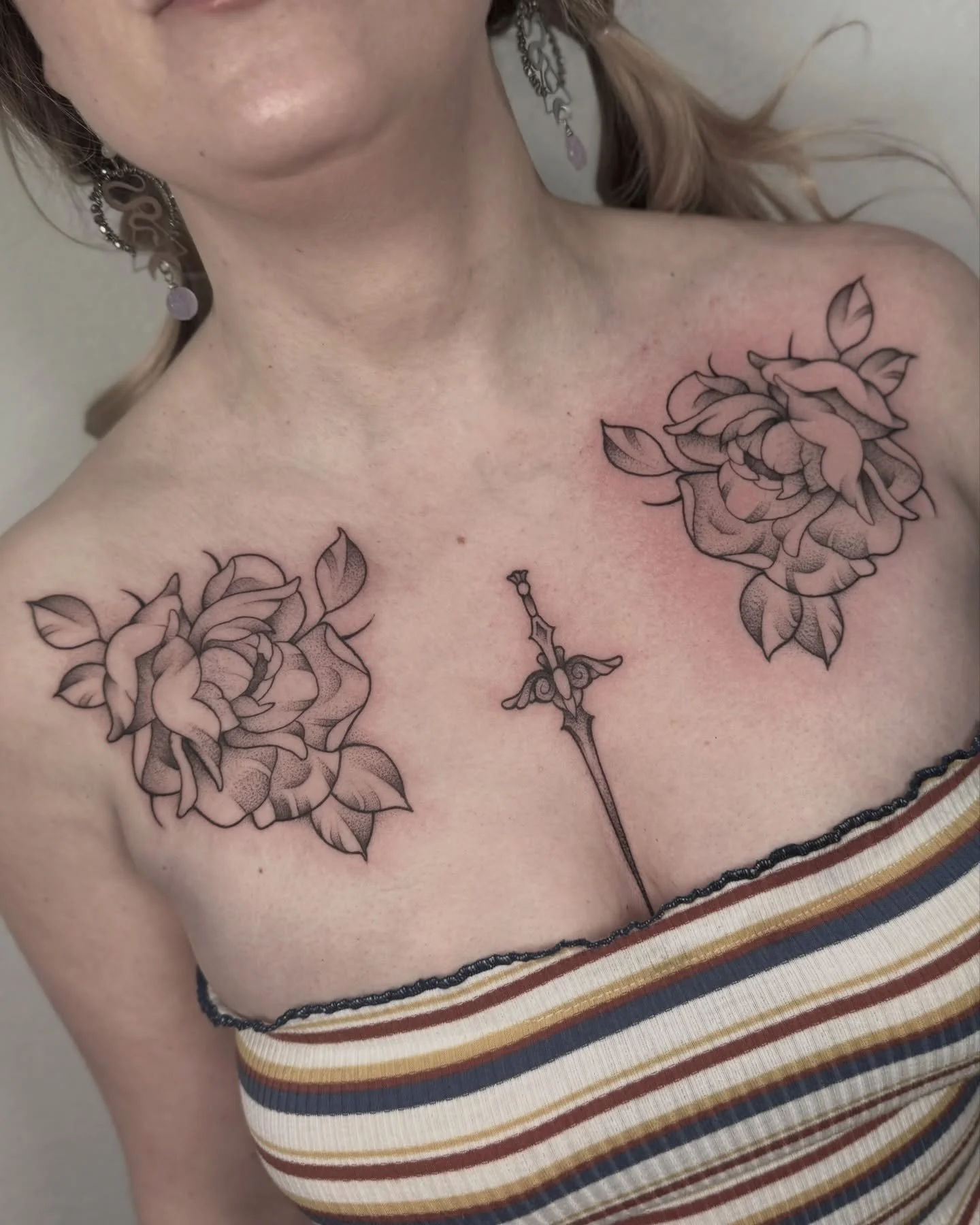 Such a privilege to get to do this sweet and stabby floral piece for a lovely new client 💗