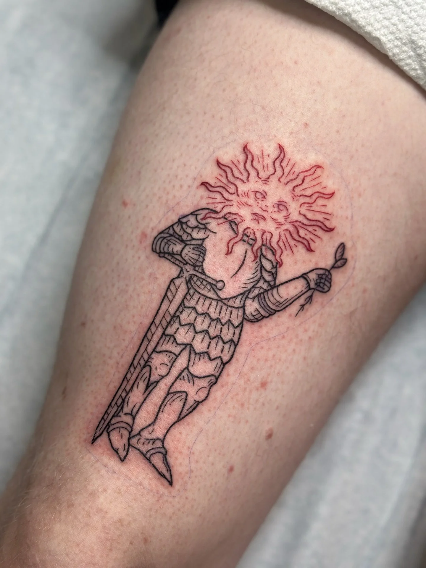 Sun Champion soon to have a Moon Warrior friend 🔅 

-Booking June and July for Customs and Flash- Link in bio to fill out an inquiry or feel free to message me with any questions! 

#etchingtattoo #engravingtattoo #oregontattooartist #medievaltattoo