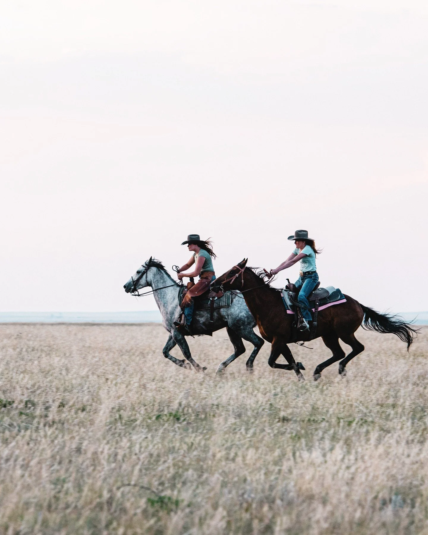 Raised wild, riding fast&mdash;my cowgirl cousins don&rsquo;t flinch, don&rsquo;t slow down, and don&rsquo;t ask permission. Small-town girls with big sky dreams. 🔥I sort of lucked out in the badass muse dept. @imagreat08 @_rachel_grace