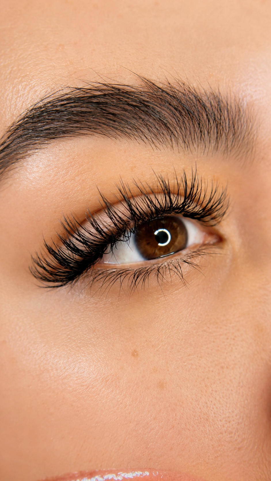 Hybrid lashes near Carlsbad and Vista