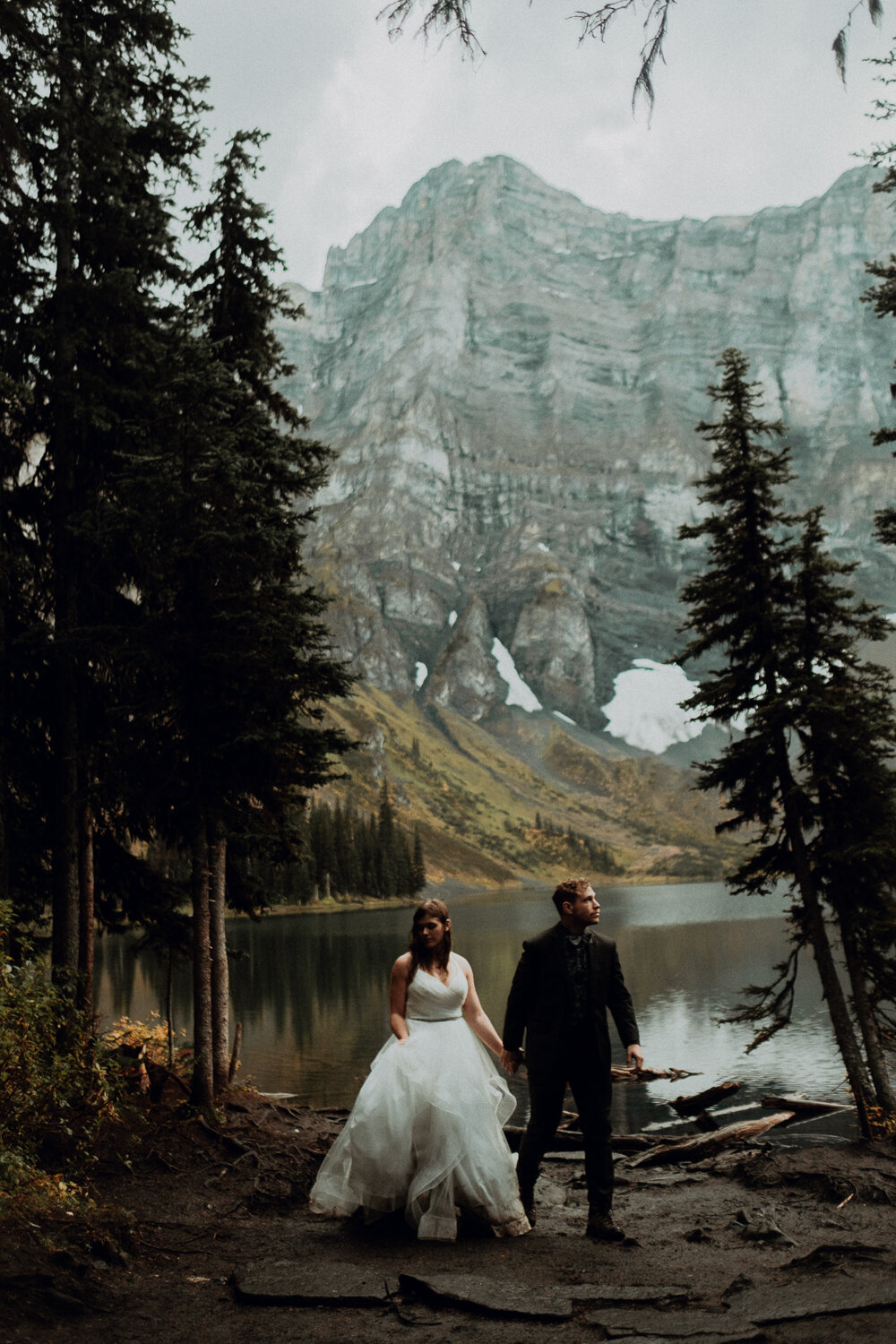 Best-Banff-Wedding-Photographer-1-3.jpg