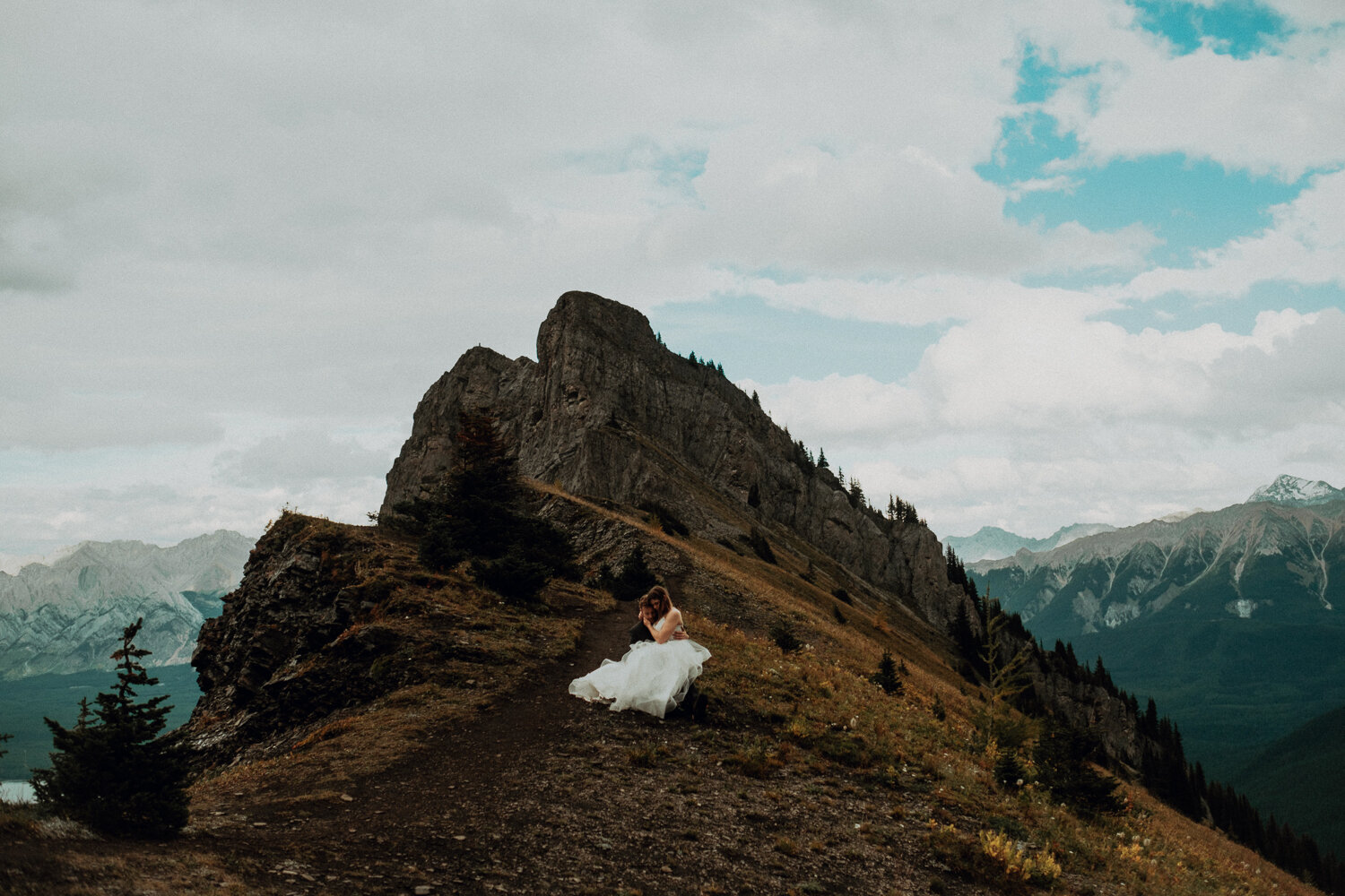 Best-Banff-Wedding-Photographer-11.jpg
