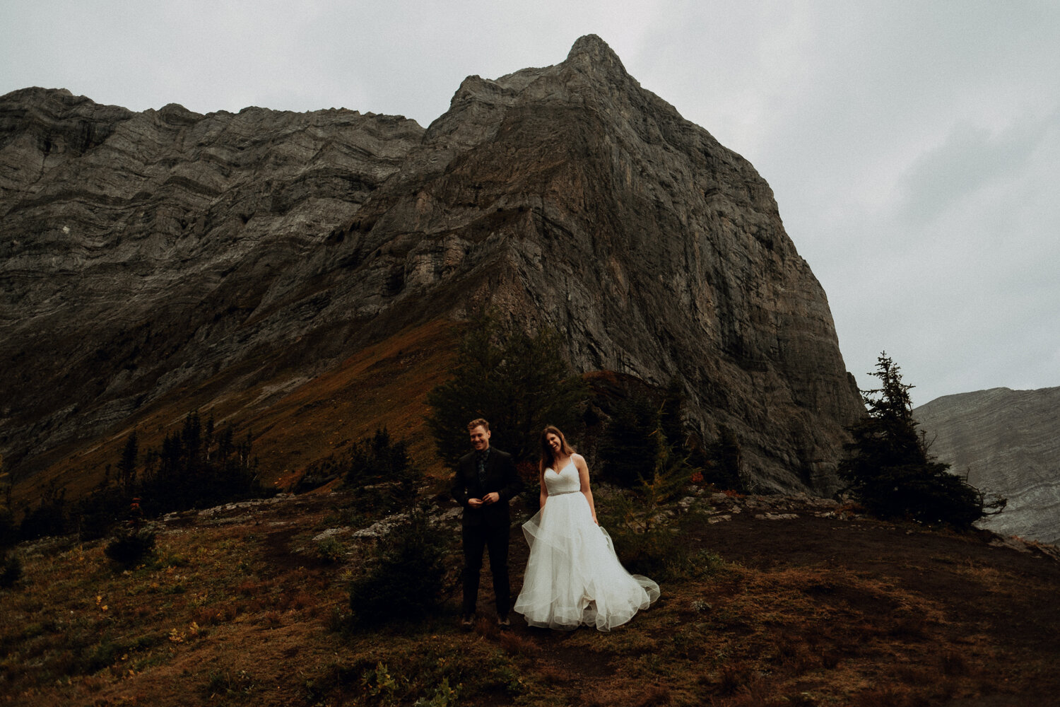 Best-Banff-Wedding-Photographer-17.jpg