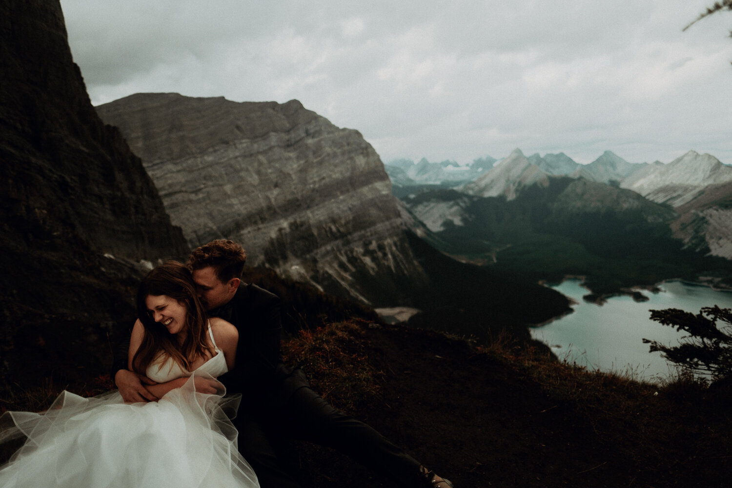 Best-Banff-Wedding-Photographer-18.jpg
