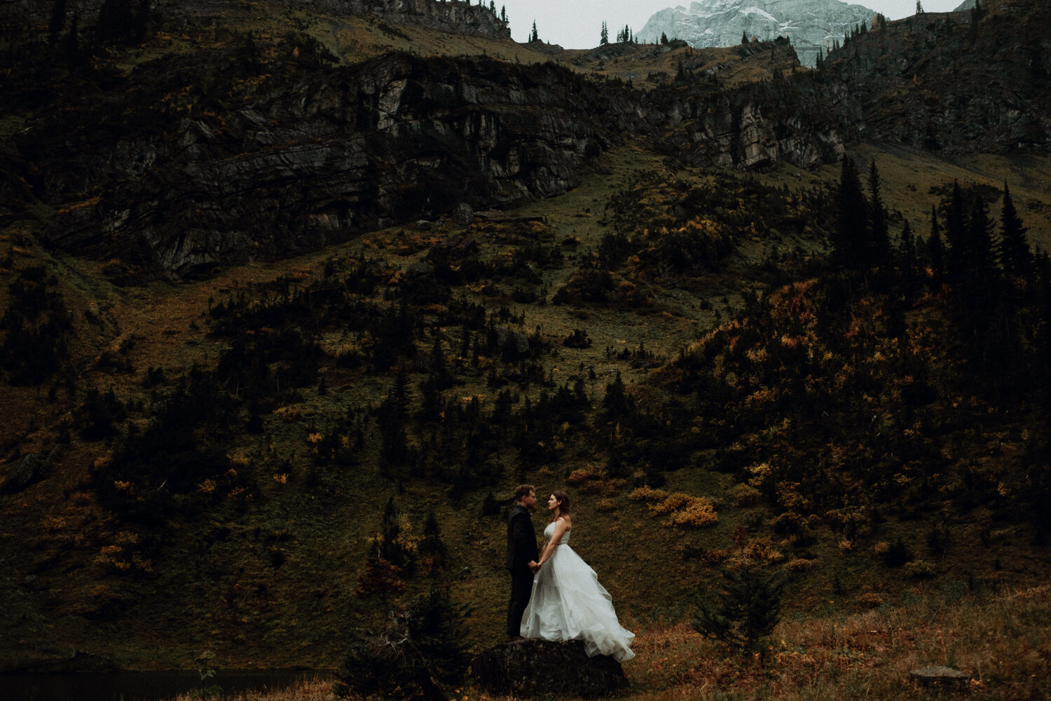 Best-Banff-Wedding-Photographer-26.jpg
