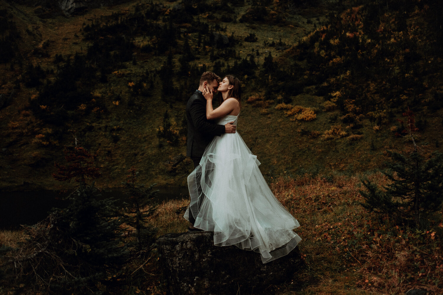Best-Banff-Wedding-Photographer-28.jpg