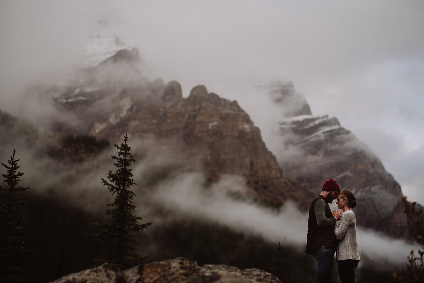 Banff-Wedding-Photographers-38.jpg