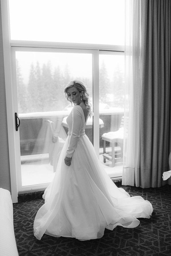 Banff-Wedding-Photographers-17.jpg