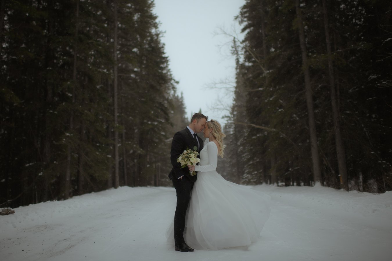 Banff-Wedding-Photographers-55.jpg