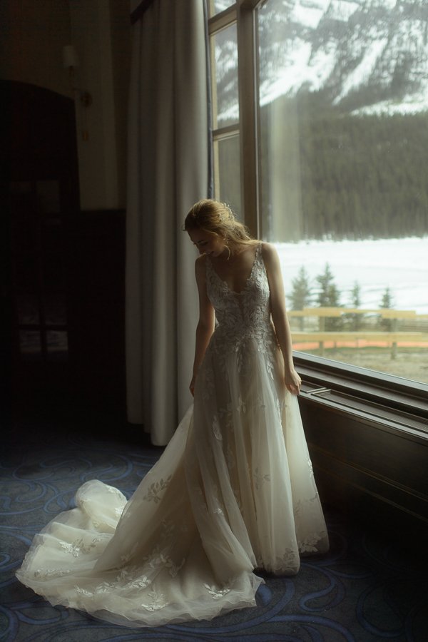 Lake Louise Wedding -73.jpg