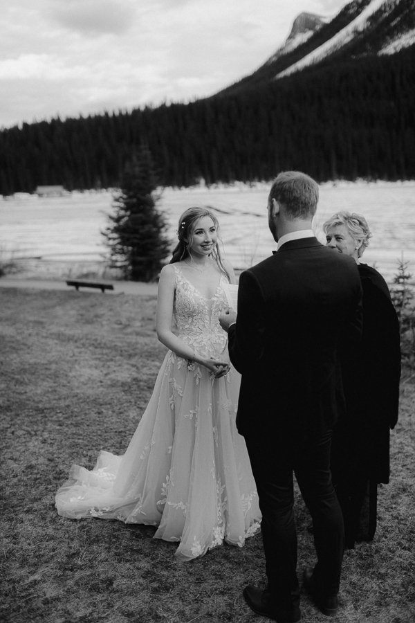 Lake Louise Wedding -130.jpg