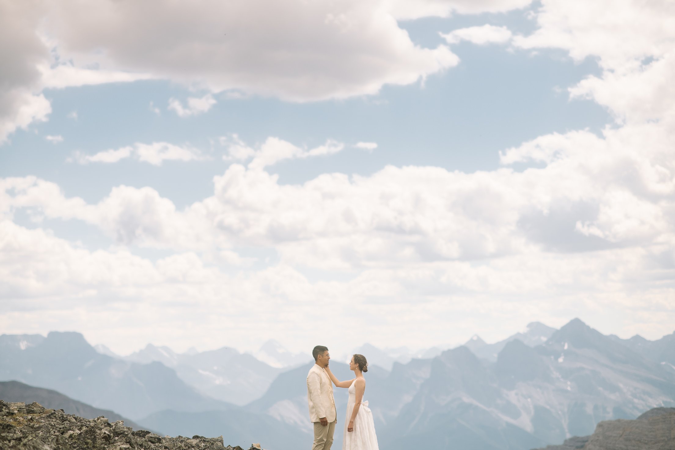 Helicopter-Wedding-in-Banff-National-Park-71.jpg
