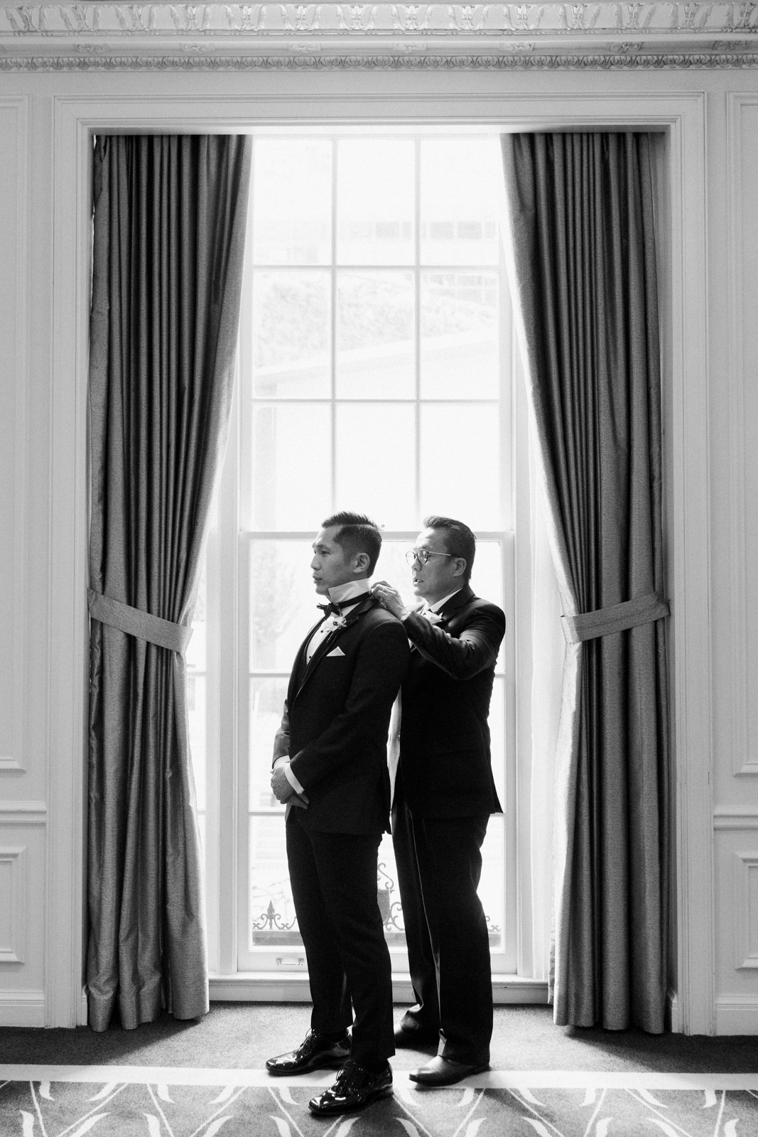 Vancouver Wedding Photographers-19.jpg