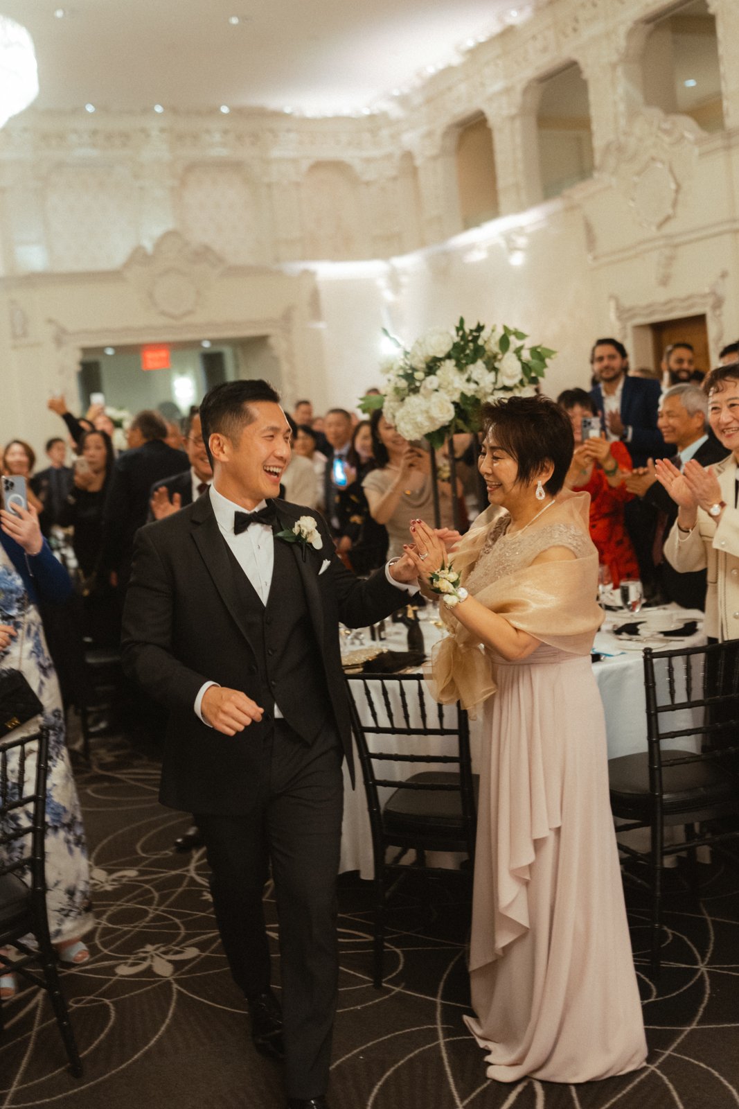 Vancouver Wedding Photographers-117.jpg