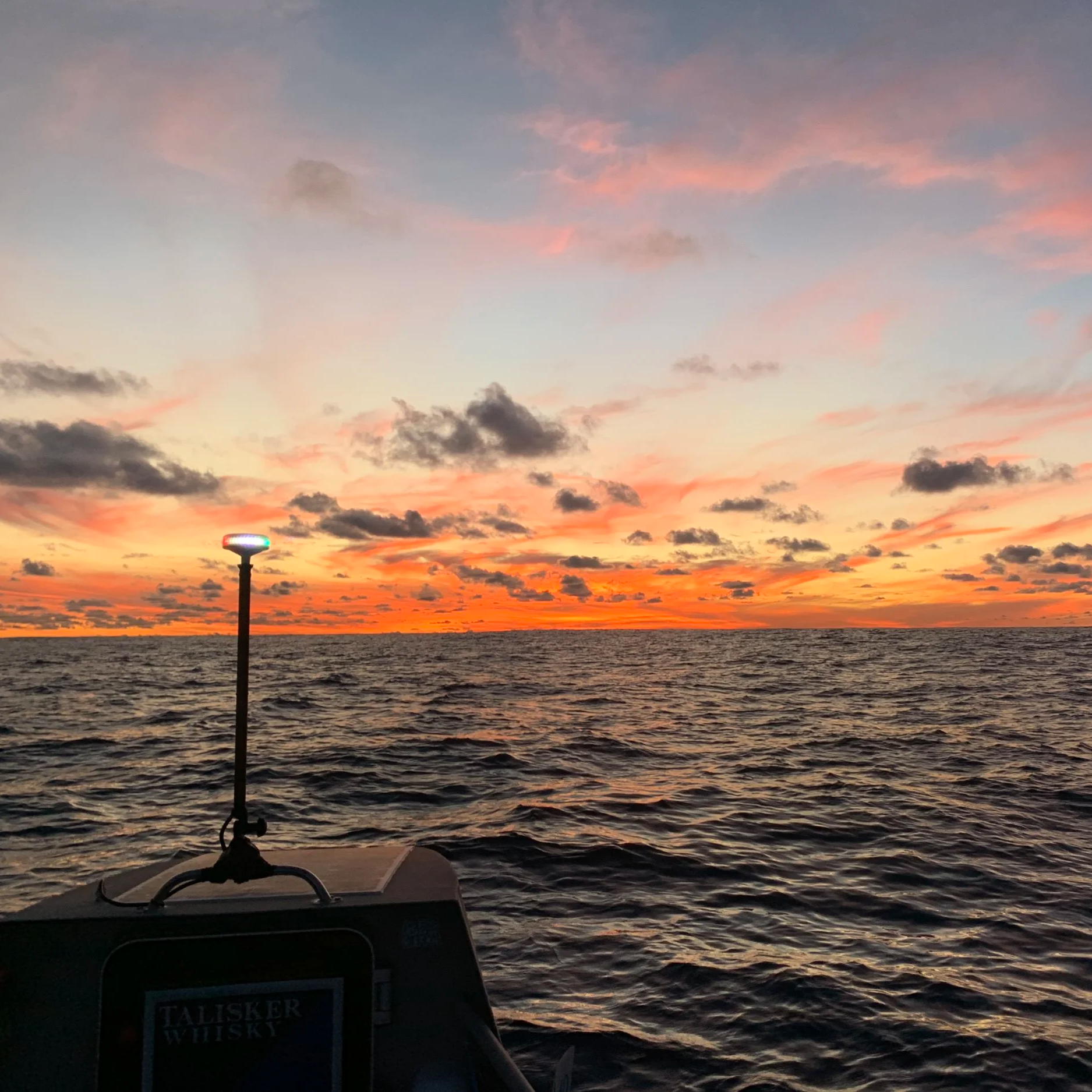 Sunset+mit+Navlight.png