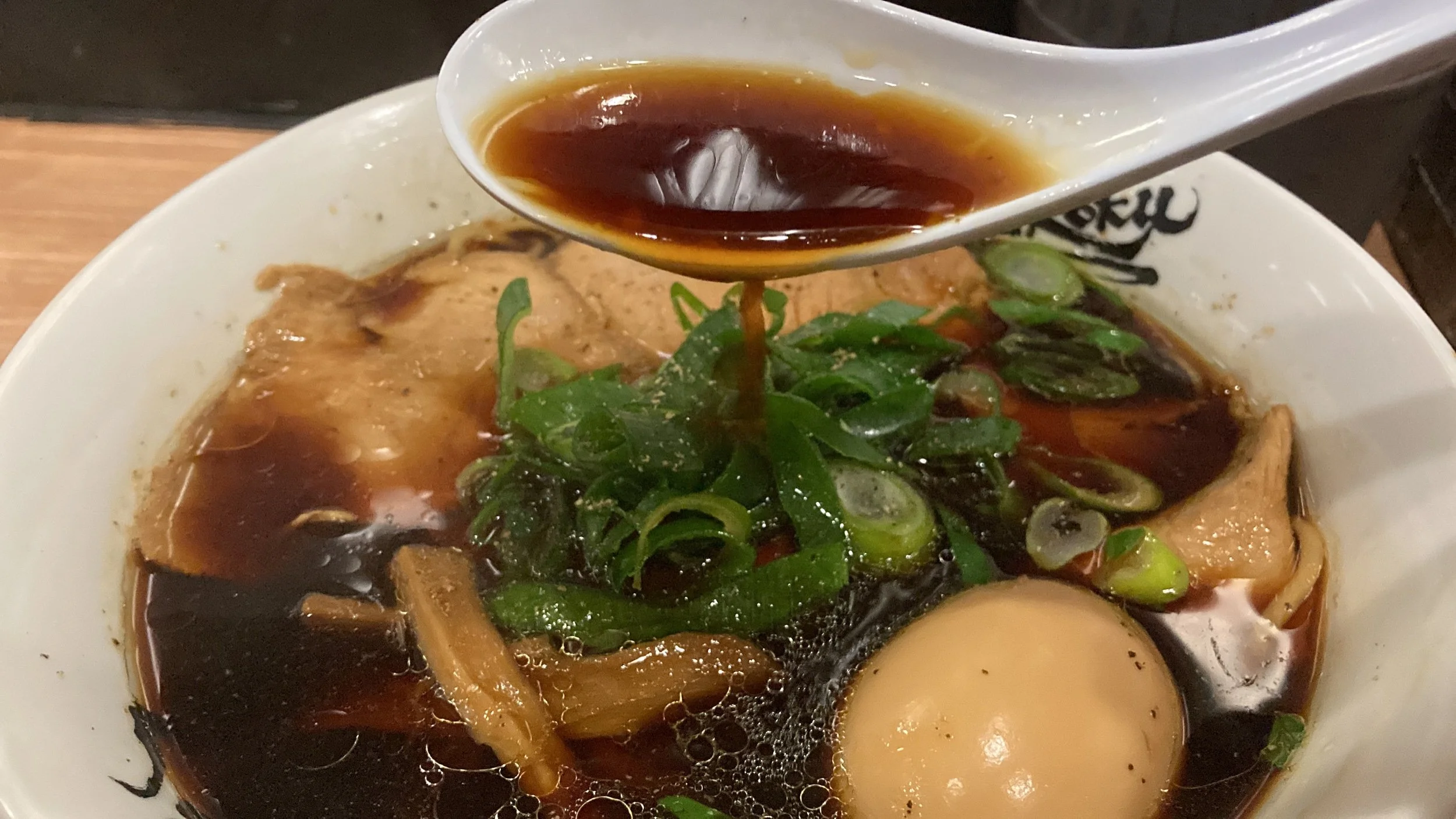 Picture of soup at Menya Jouroku.