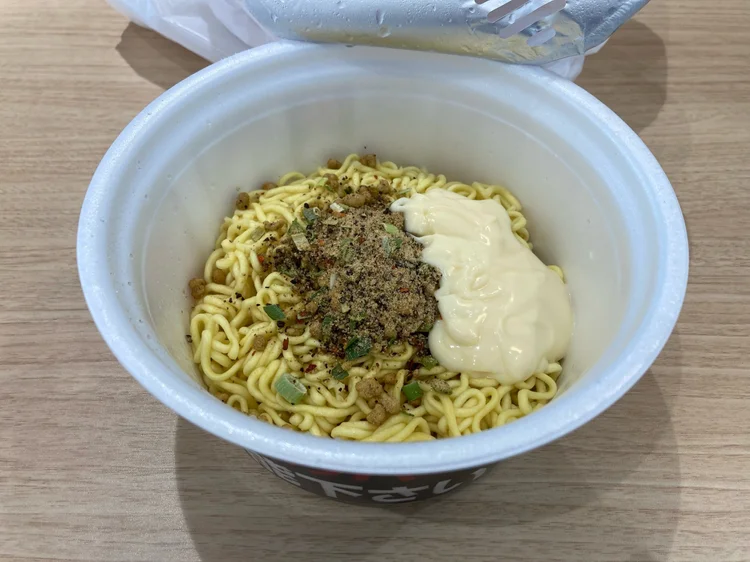 Acecook Demon Mayo Pepper Mazesoba / 鬼マヨペッパーまぜそば — Nama
