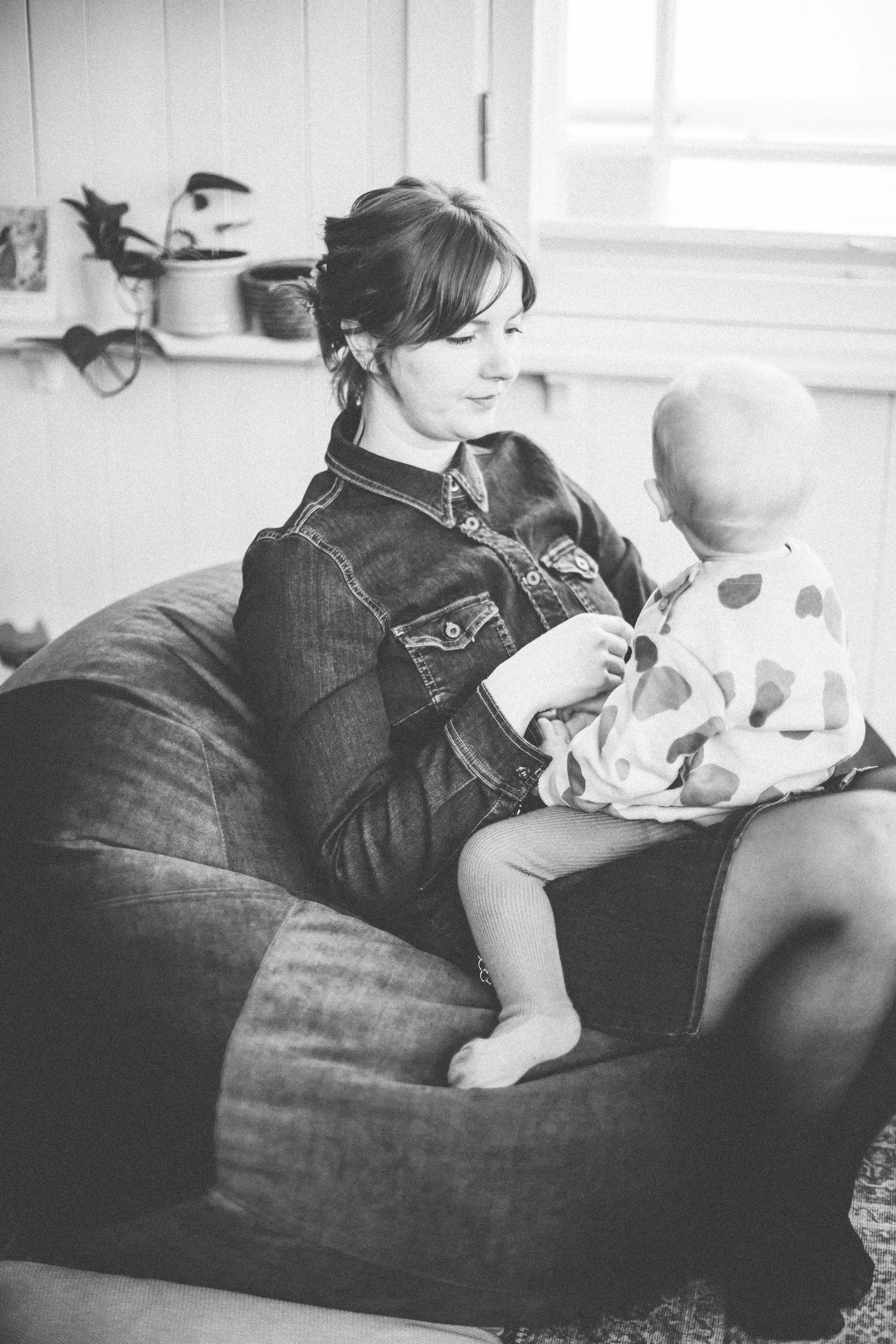 5 Movement Breaks for Tired Moms