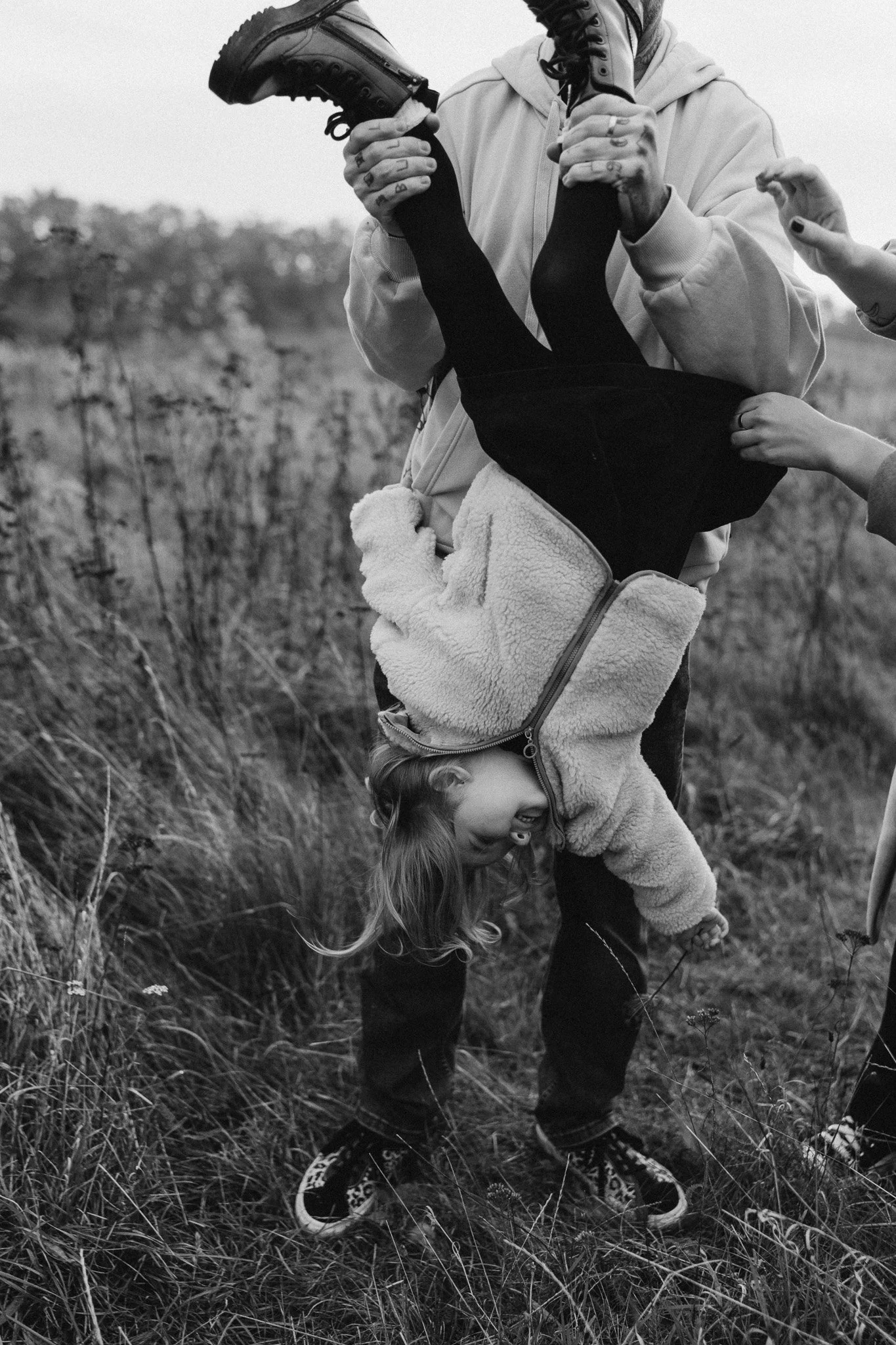 Rodinné focení s důrazem na přirozené momenty a emoce