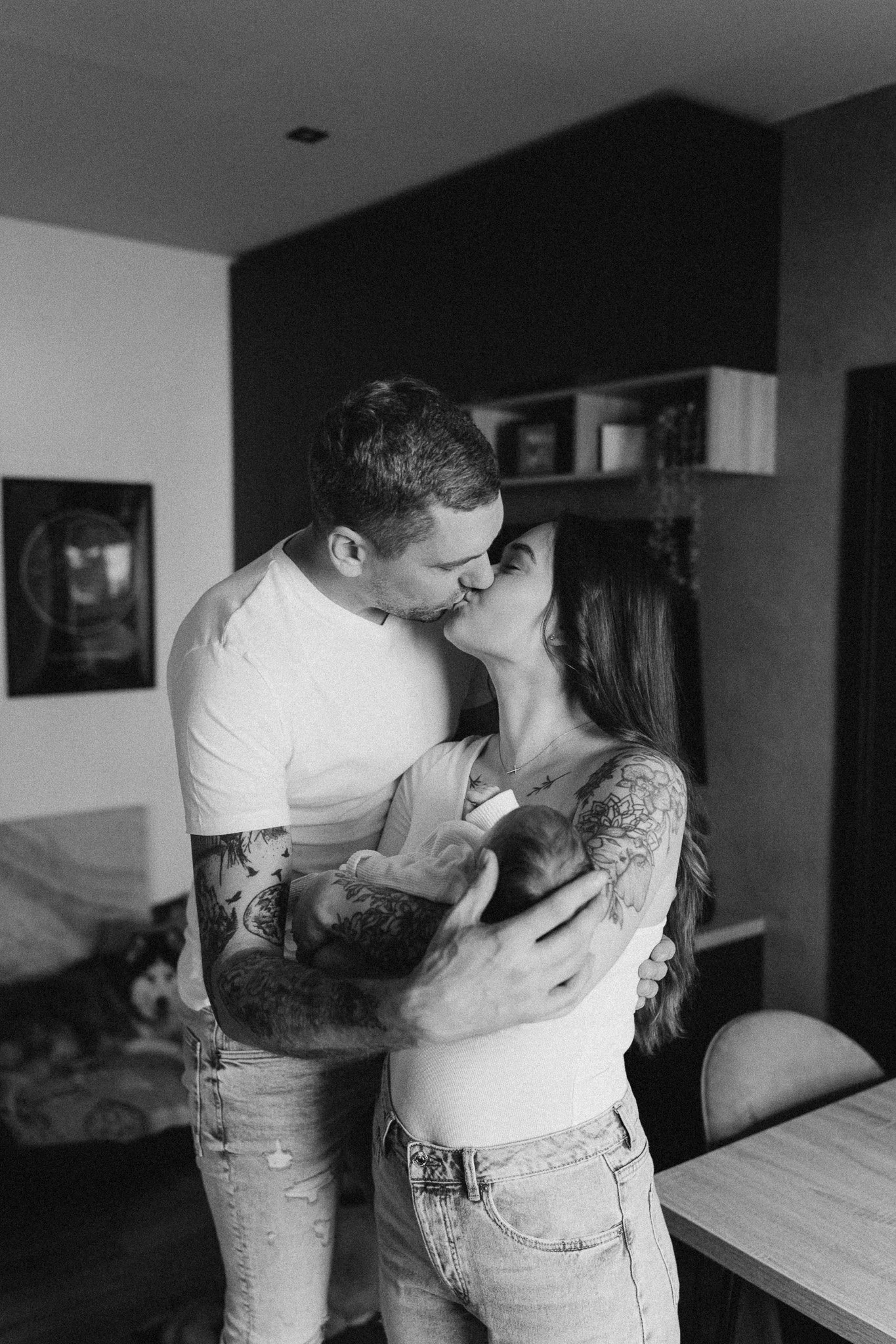 První společné chvíle rodičů a novorozence doma