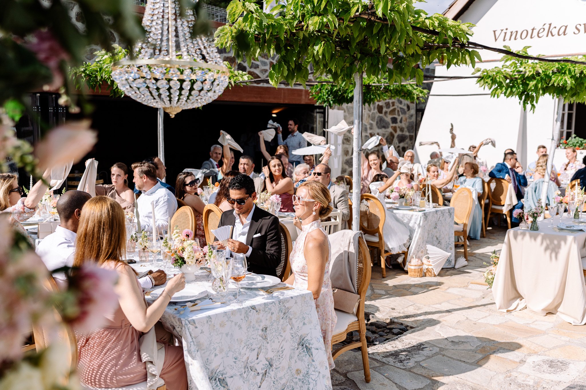 terezacysarova-svatba-praha-augustine-vinice-sv-klary-78.jpg