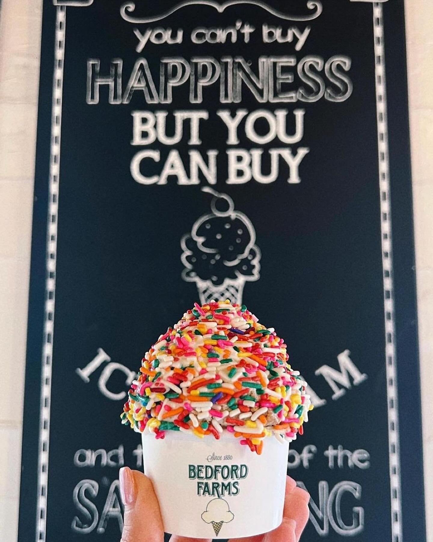 Sunny Friday + Long Weekend = 🍦🍦🍦

#gdfic #bedfordma #concordma #icecream

Photo credit: @tale.of.two.citiess