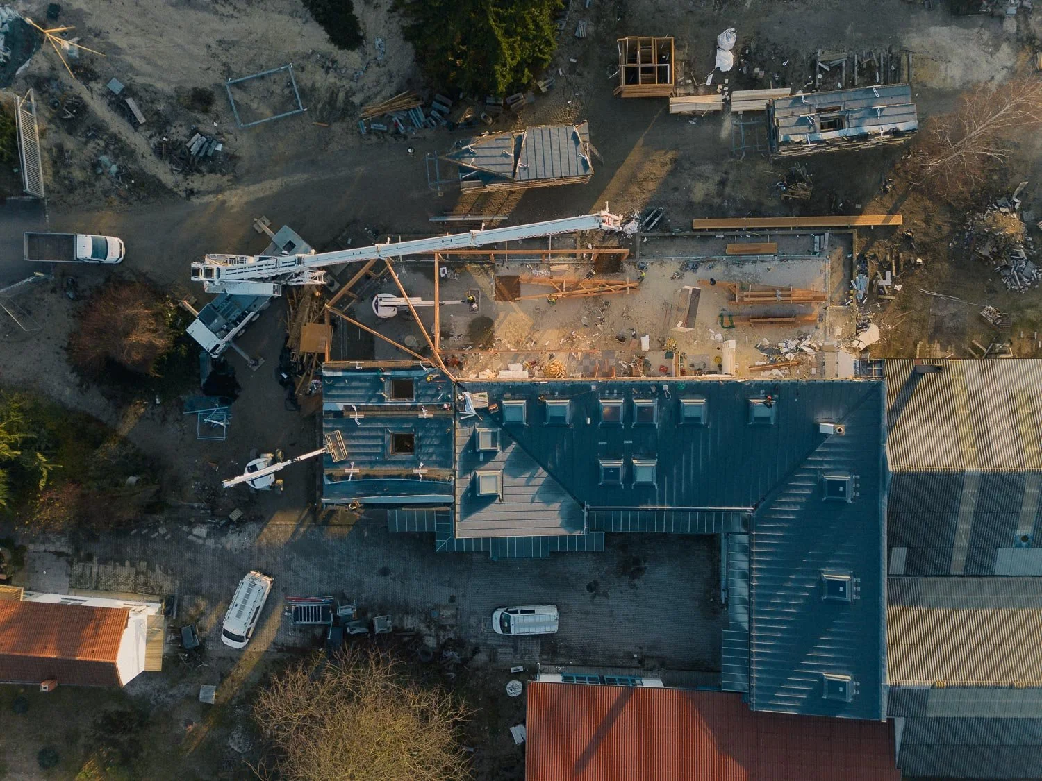 Dokumentation der Demontage einer historischen Holzkonstruktion durch Leyrer und Graf Holztechnik in Hollabrunn.