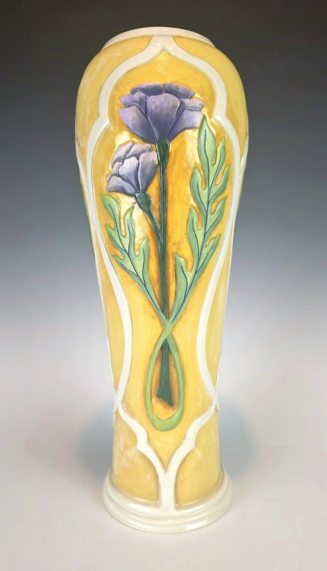 Savage-Piasecki_B_Nouveau Vase 3.jpg