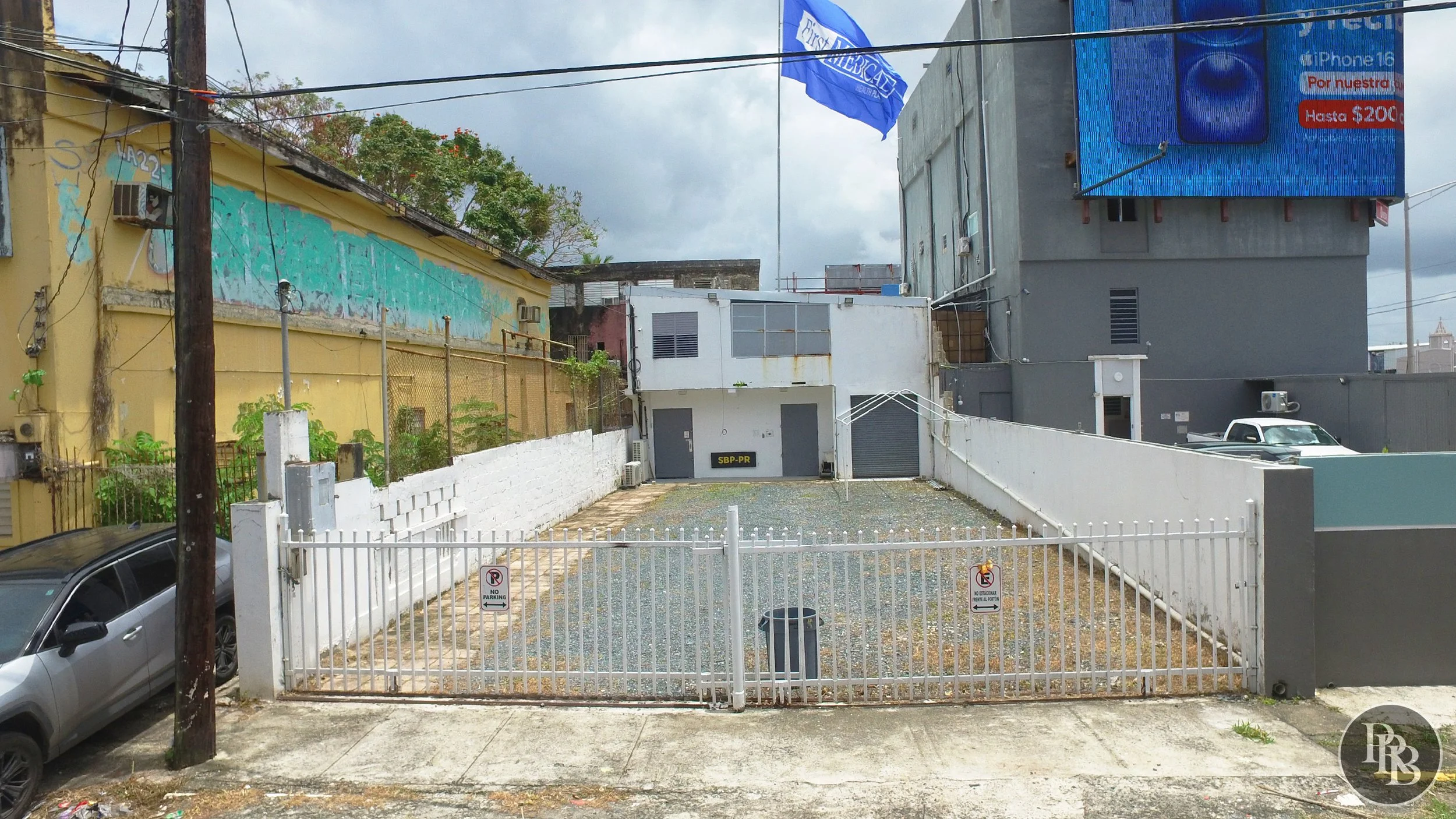 Santurce - The lounge - PRB logo #3.jpg