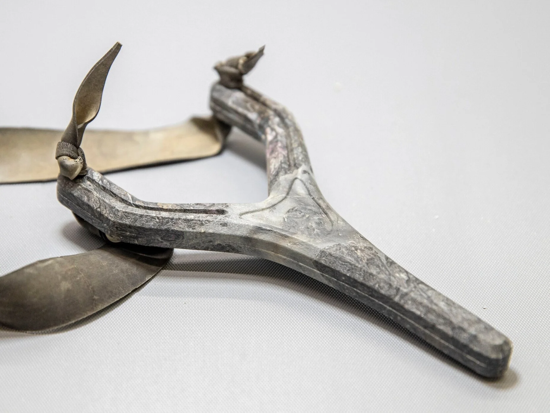 Slingshot Frame
