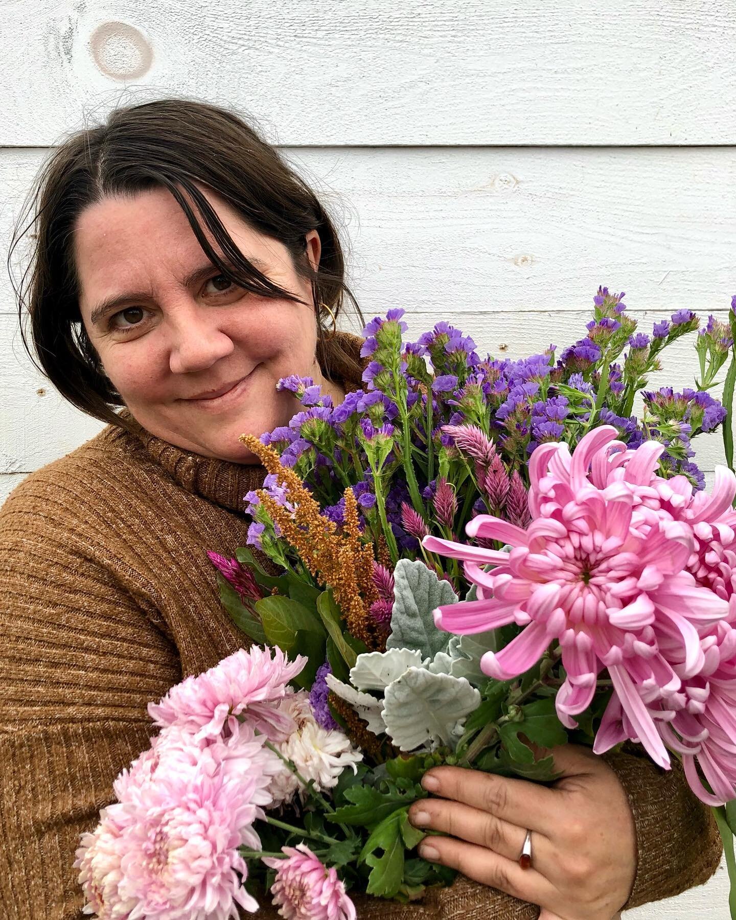 I&rsquo;m addition to prepping all the beds (including planting tons of specialty tulips and narcissus for spring) we are still harvesting some beautiful blooms from the garden. I wasn&rsquo;t sure about the heirloom chrysanthemums that don&rsquo;t p
