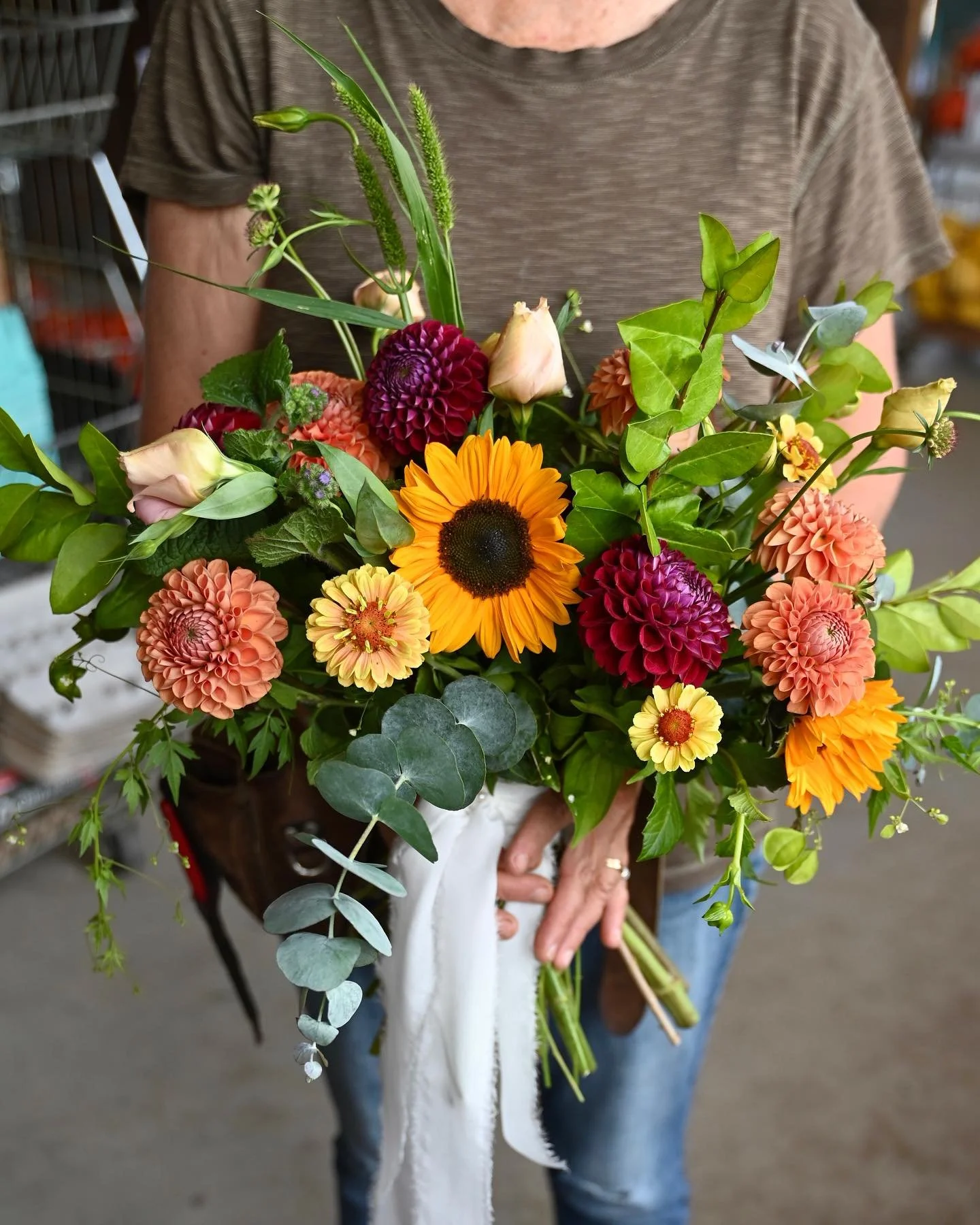Recent projects in the flower studio! Fall wedding bouquets, special ordered arrangements, and our usual weekly bouquets for @plummarket and our farm store.🌻💐✨⁣
⁣
Can&rsquo;t believe we&rsquo;re heading into October and it still feels like summer! 