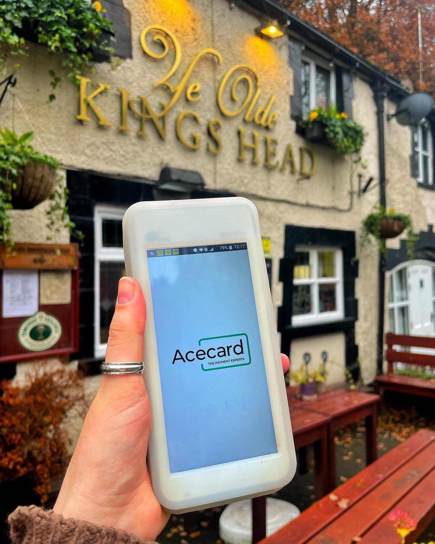 As we&rsquo;re approaching the festive period🎅 there&rsquo;s no better time to review your card payment services💰✂️

@yeoldekingsheadgurnett are one of our latest clients to take advantage of the amazing service we provide👇

✅ Latest technology te