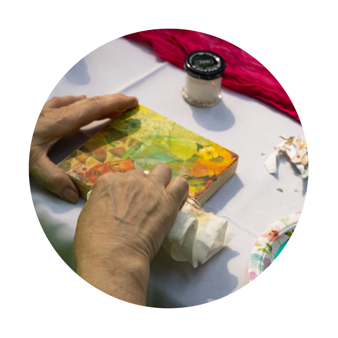 Workshops-Icon-for-Creatively-Misty-Website