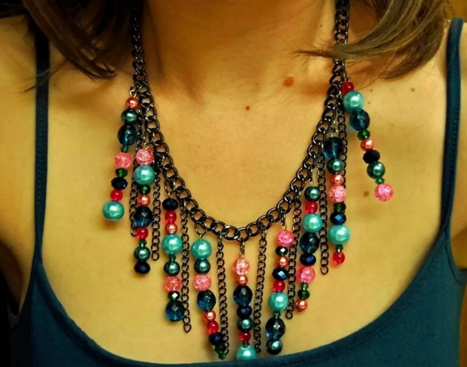 DIY Color Splash Necklace