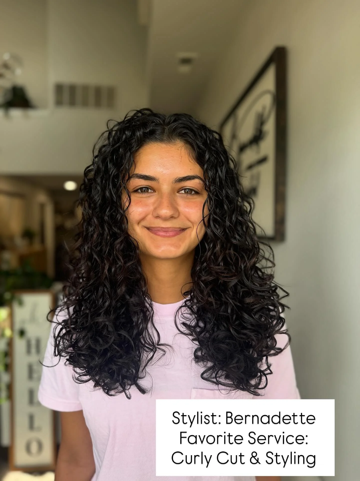 1. Bernadette
🌟 Accent foils + curl finishing. As a R&euml;zo Level 2, Ouidad, Forever Curls, Daze Curl, and Cadō certified stylist, Bernadette combines advanced curl education with a love for adding subtle pops of brightness. Her focus: cuts that t